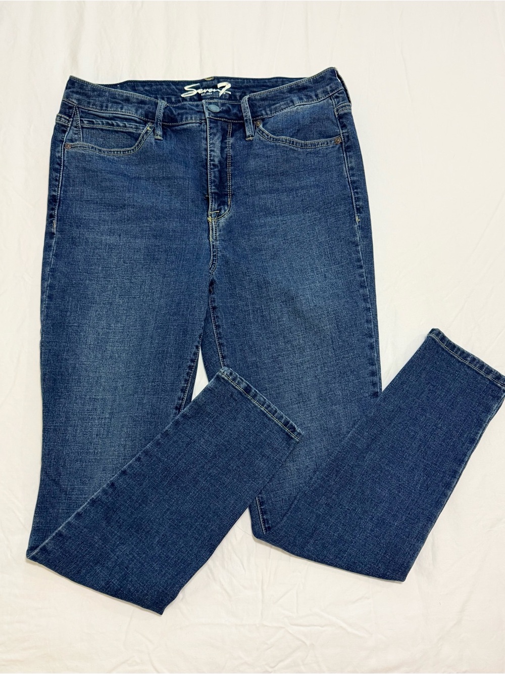 Seven7 Women's Indigo Stretch Skinny Jeans - Medium Wash